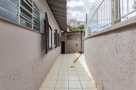 Casa à venda com 170m², 3 quartos e 4 vagas Casa à venda com 170m², 3 quartos e 4 vagasQuintal