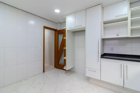 Casa à venda com 250m², 3 quartos e 3 vagas Casa à venda com 250m², 3 quartos e 3 vagasCozinha