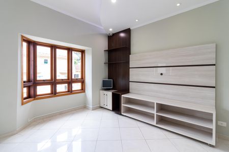 Sala de Estar de casa para alugar com 3 quartos, 250m² em Lauzane Paulista, São Paulo