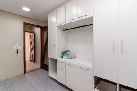 Casa à venda com 250m², 3 quartos e 3 vagas Casa à venda com 250m², 3 quartos e 3 vagasÁrea de Serviço