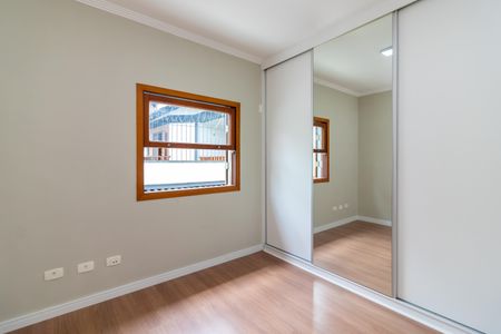 Casa à venda com 250m², 3 quartos e 3 vagas Casa à venda com 250m², 3 quartos e 3 vagasQuarto 3