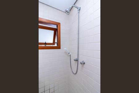 Casa à venda com 250m², 3 quartos e 3 vagas Casa à venda com 250m², 3 quartos e 3 vagasBanheiro 4