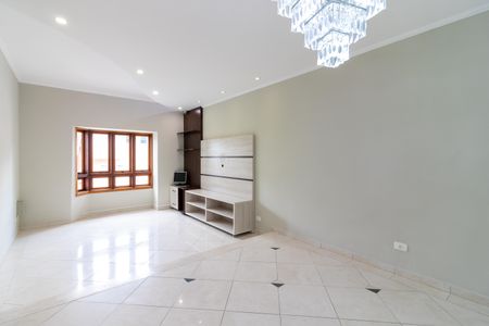 Casa à venda com 250m², 3 quartos e 3 vagas Casa à venda com 250m², 3 quartos e 3 vagasSala de Jantar