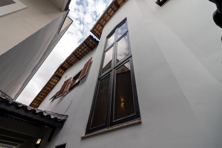 Casa à venda com 250m², 3 quartos e 3 vagas Casa à venda com 250m², 3 quartos e 3 vagasCorredor Lateral