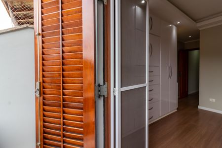 Casa à venda com 250m², 3 quartos e 3 vagas Casa à venda com 250m², 3 quartos e 3 vagasVaranda da Suíte