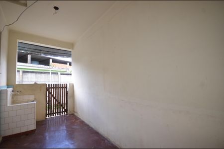 Casa para alugar com 79m², 2 quartos e sem vagaÁrea de Serviço