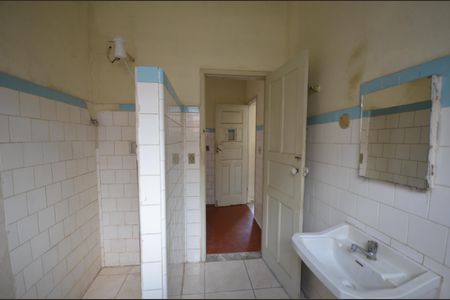 Casa para alugar com 79m², 2 quartos e sem vagaBanheiro