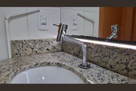 Apartamento à venda com 55m², 2 quartos e 1 vagaBanheiro