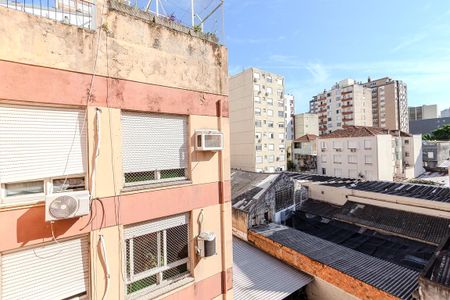 Vista Quarto 1 de apartamento à venda com 2 quartos, 63m² em Centro Histórico, Porto Alegre