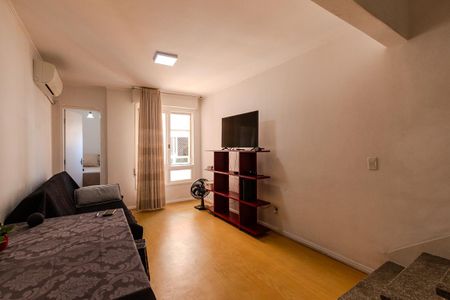 Sala de apartamento à venda com 2 quartos, 63m² em Centro Histórico, Porto Alegre