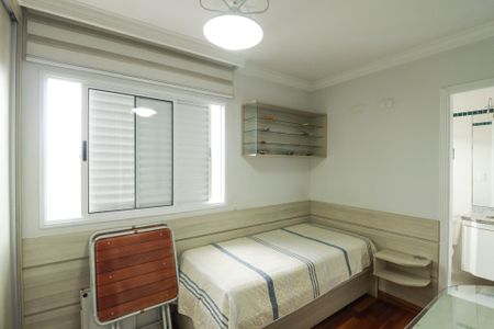 Casa à venda com 184m², 3 quartos e 5 vagas Casa à venda com 184m², 3 quartos e 5 vagasSuíte 2