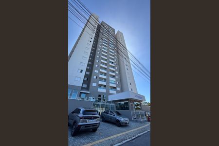 Apartamento para alugar com 66m², 3 quartos e 2 vagasFachada