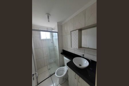 Banheiro de apartamento para alugar com 2 quartos, 43m² em Jardim Marpu, São Paulo