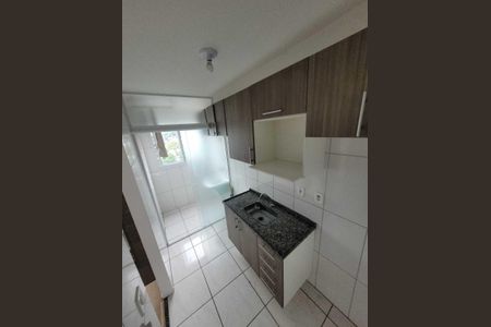 Cozinha de apartamento para alugar com 2 quartos, 43m² em Jardim Marpu, São Paulo