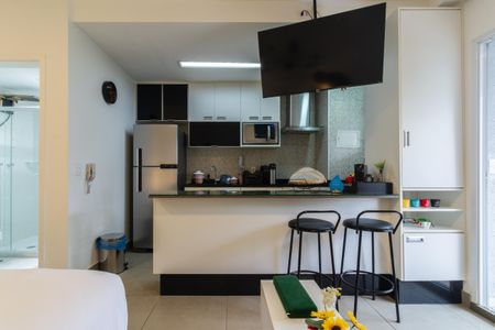 Cozinha de kitnet/studio para alugar com 1 quarto, 38m² em Brooklin, São Paulo