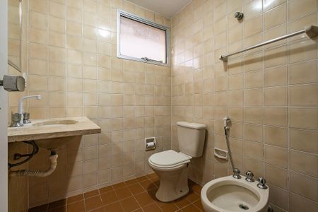 Banheiro de apartamento para alugar com 1 quarto, 50m² em Paraíso, São Paulo