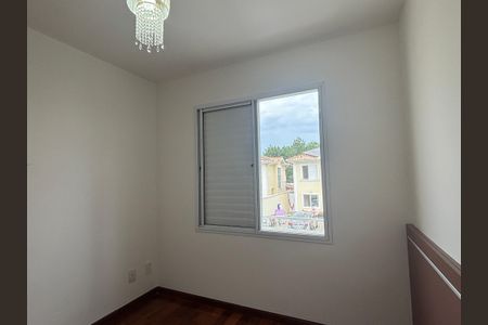 Casa à venda com 126m², 3 quartos e 2 vagasQuarto 2 