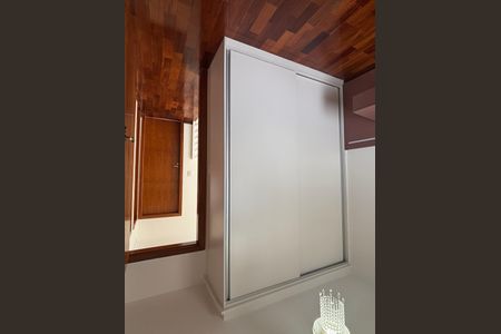 Casa à venda com 126m², 3 quartos e 2 vagasQuarto 2 