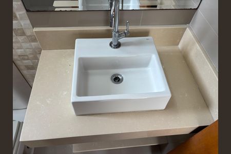 Casa à venda com 126m², 3 quartos e 2 vagasBanheiro Social 