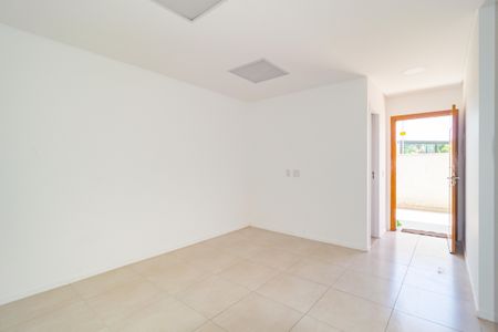 Sala de apartamento para alugar com 2 quartos, 40m² em Vila Bertioga, São Paulo