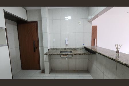 Apartamento para alugar com 95m², 2 quartos e 1 vagaCozinha 