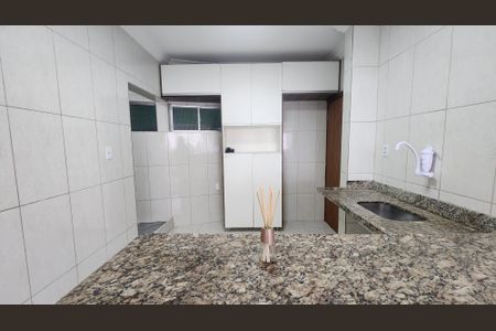 Apartamento para alugar com 95m², 2 quartos e 1 vagaCozinha 