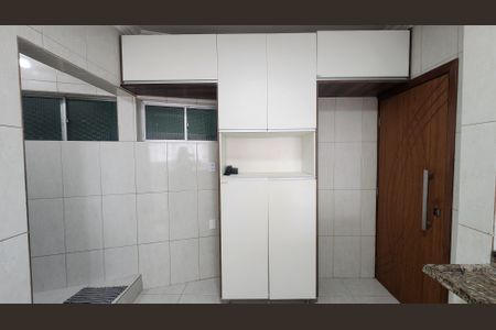 Apartamento para alugar com 95m², 2 quartos e 1 vagaCozinha 