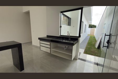 Casa à venda com 3 quartos, 180m² em Lundcéia, Lagoa Santa
