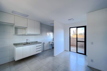 Sala de apartamento para alugar com 2 quartos, 37m² em Vila Bertioga, São Paulo