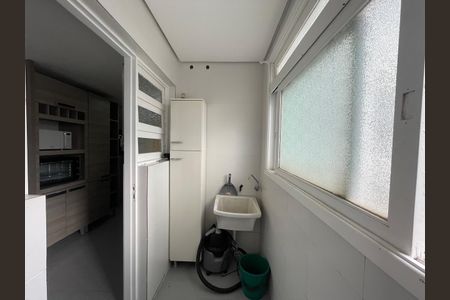 Apartamento para alugar com 115m², 3 quartos e 1 vaga