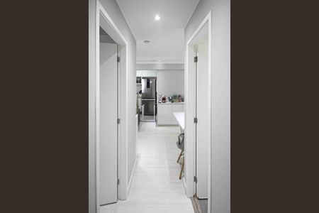 Apartamento à venda com 103m², 2 quartos e 1 vaga Apartamento à venda com 103m², 2 quartos e 1 vagaCorredor