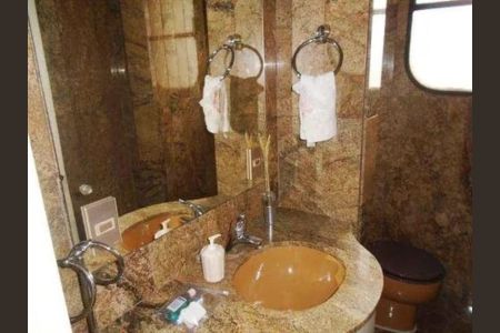 Apartamento à venda com 350m², 4 quartos e 4 vagas Apartamento à venda com 350m², 4 quartos e 4 vagasFoto 02