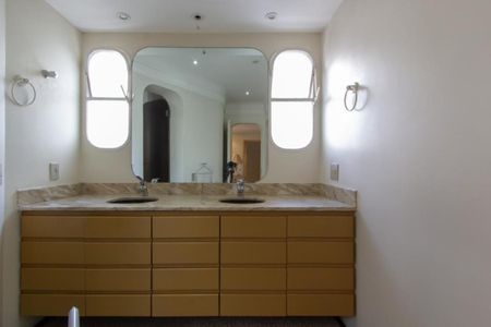 Apartamento à venda com 350m², 4 quartos e 4 vagas Apartamento à venda com 350m², 4 quartos e 4 vagasFoto 80