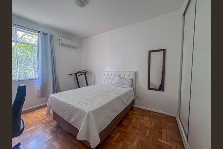 Apartamento à venda com 110m², 3 quartos e 1 vagaQuarto 2