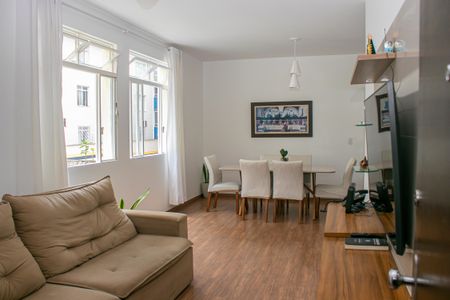 Apartamento à venda com 110m², 3 quartos e 1 vagaSala
