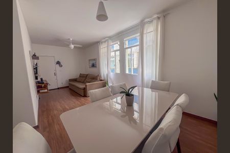 Apartamento à venda com 110m², 3 quartos e 1 vagaSala