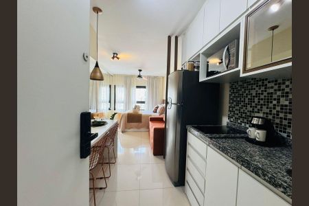 Cozinha de apartamento à venda com 1 quarto, 25m² em Consolação, São Paulo