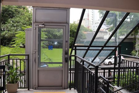 Studio à venda com 25m², 1 quarto e sem vagaElevador de Acesso 