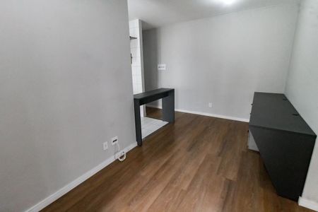 Sala de apartamento para alugar com 2 quartos, 49m² em Vila Andrade, São Paulo