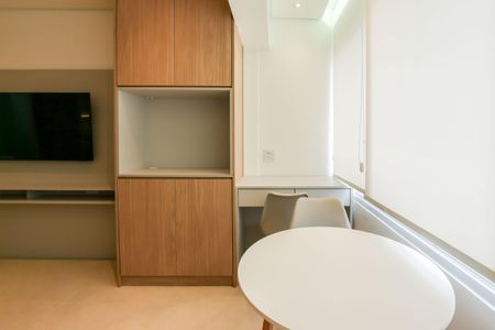 Apartamento para alugar com 27m², 1 quarto e sem vagaStudio - Quarto e Cozinha