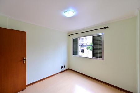 Apartamento à venda com 84m², 2 quartos e 1 vagaQuarto 2