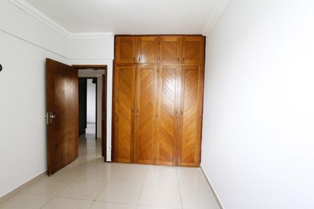 Apartamento para alugar com 106m², 3 quartos e 2 vagasQuarto 2