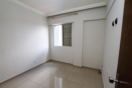 Apartamento para alugar com 106m², 3 quartos e 2 vagasQuarto 2
