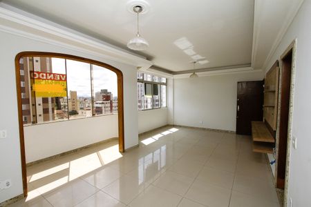 Sala de apartamento para alugar com 3 quartos, 106m² em Coração Eucarístico, Belo Horizonte