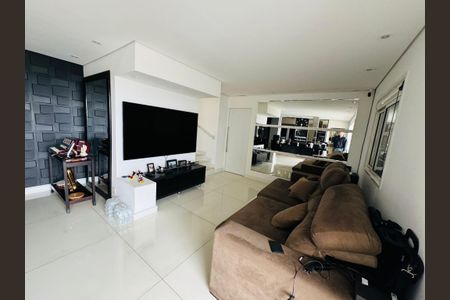 Foto 02 de apartamento à venda com 2 quartos, 160m² em Jardim Tupanci, Barueri