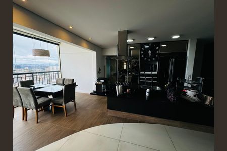 Foto 06 de apartamento à venda com 2 quartos, 160m² em Jardim Tupanci, Barueri