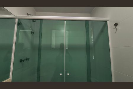 Apartamento à venda com 138m², 3 quartos e 2 vagas Apartamento à venda com 138m², 3 quartos e 2 vagasBanheiro da Suíte 2