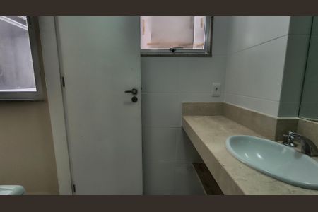 Apartamento à venda com 138m², 3 quartos e 2 vagas Apartamento à venda com 138m², 3 quartos e 2 vagasBanheiro da Suíte 2