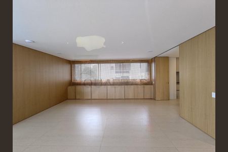 Apartamento à venda com 480m², 4 quartos e 4 vagasFoto 03