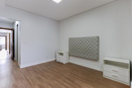 Casa para alugar com 150m², 3 quartos e 3 vagasSuíte 1